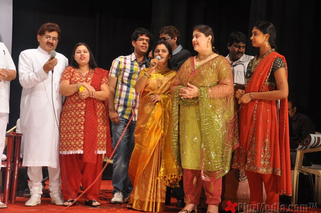 2nd lata Mangeshkar Music Awards 2011 stills | Picture 91750